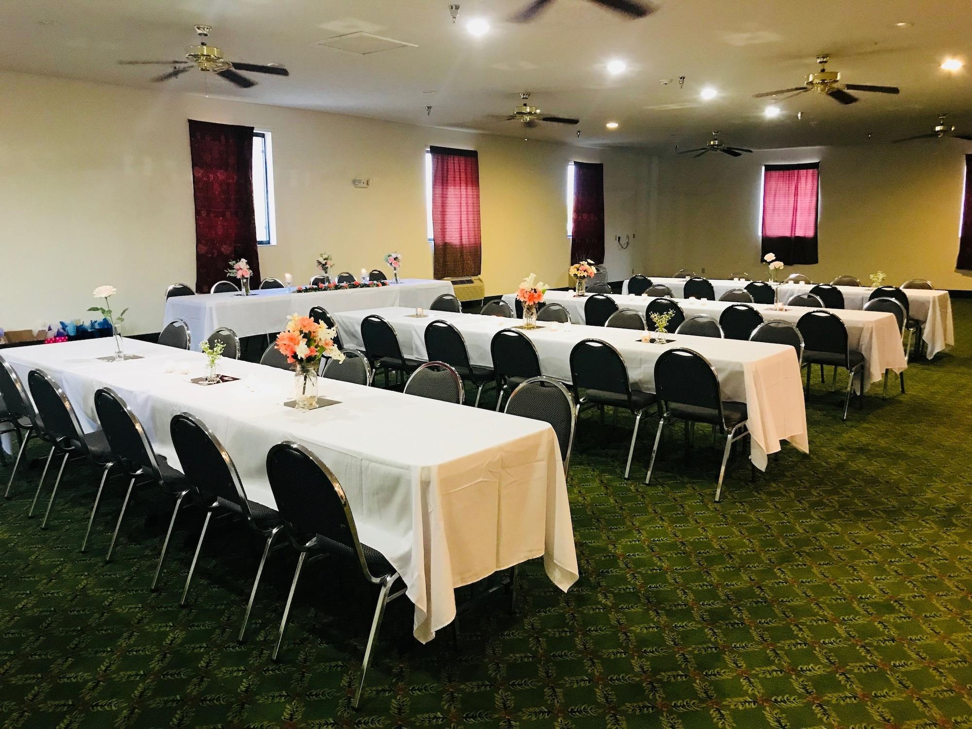 Pinckneyville Inn And Suites Buitenkant foto